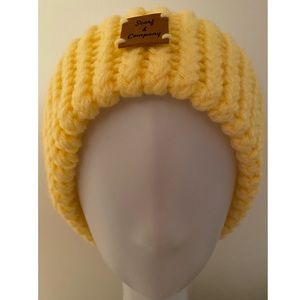 NWT Loom Knitted Hats, Warm and cozy, Knitting, Hats, Unisex, Handmade by Seller